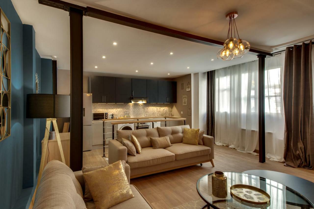 Beautiful Triplex In The Center Of Paris Apartment Exterior foto