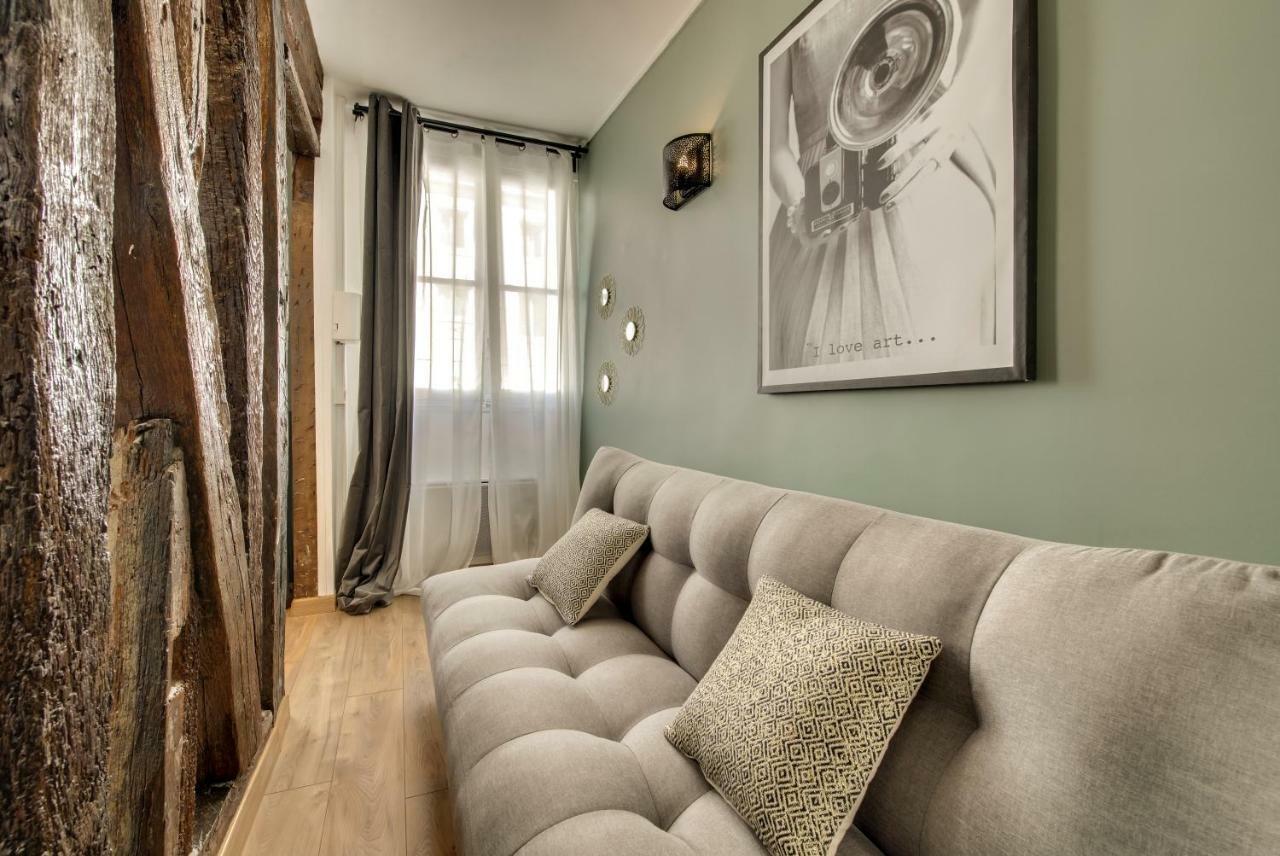 Beautiful Triplex In The Center Of Paris Apartment Exterior foto