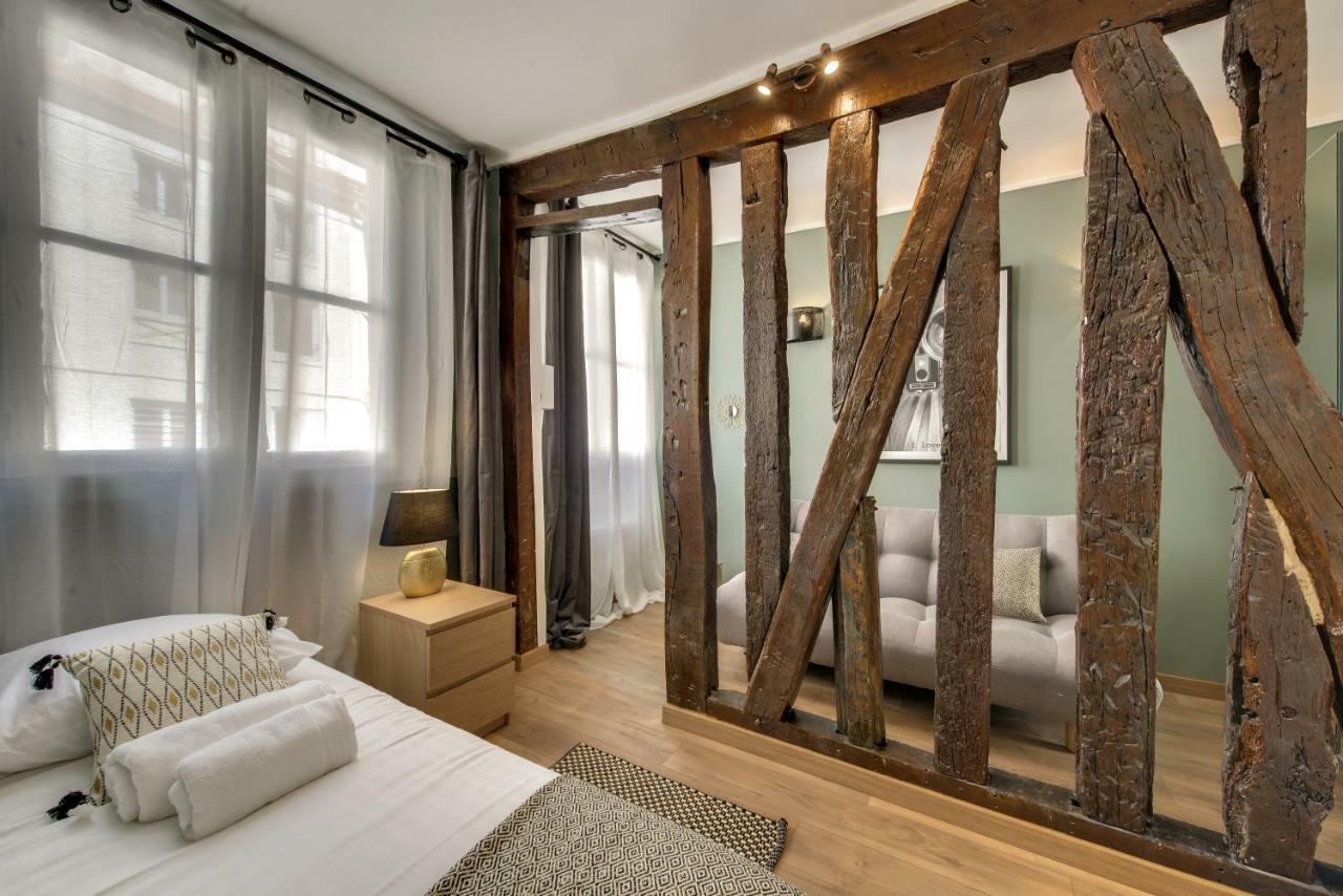 Beautiful Triplex In The Center Of Paris Apartment Exterior foto